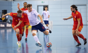 bóng đá futsal là gì