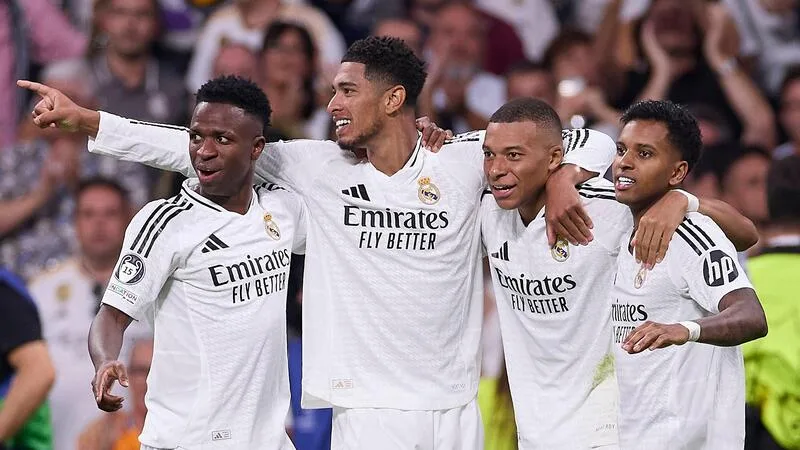 Một mùa La Liga có nhiều giai đoạn đáng chú ý, từ đầu mùa, giữa mùa, kỳ chuyển nhượng mùa đông đến 10 vòng cuối đầy áp lực.