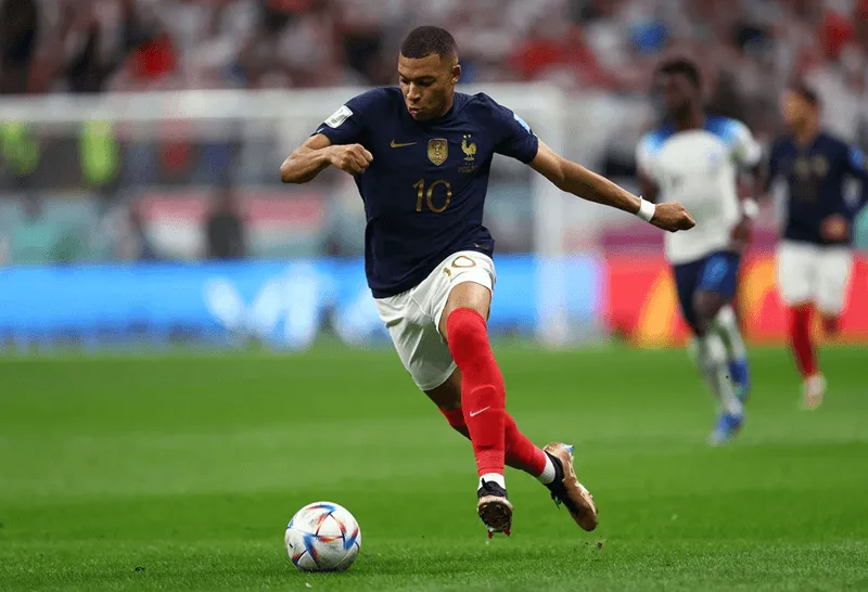 Kylian Mbappe – Ngôi sao giàu tốc độ, kỹ thuật cá nhân và bản lĩnh trong các trận cầu lớn.