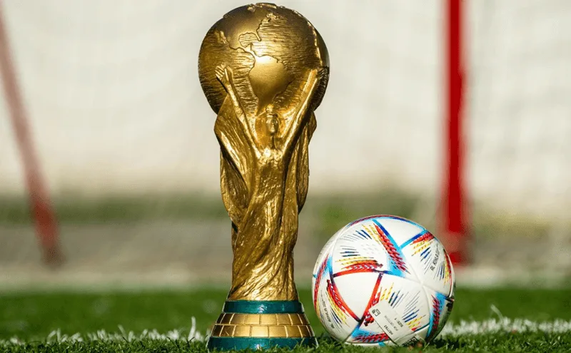 Cúp vàng FIFA World Cup là danh hiệu cao quý nhất mà mọi quốc gia bóng đá đều khao khát.