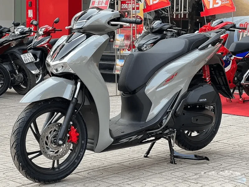 Các tùy chọn màu sơn độc bản và mâm đúc hợp kim siêu nhẹ dự kiến trình làng vào cuối năm 2026.